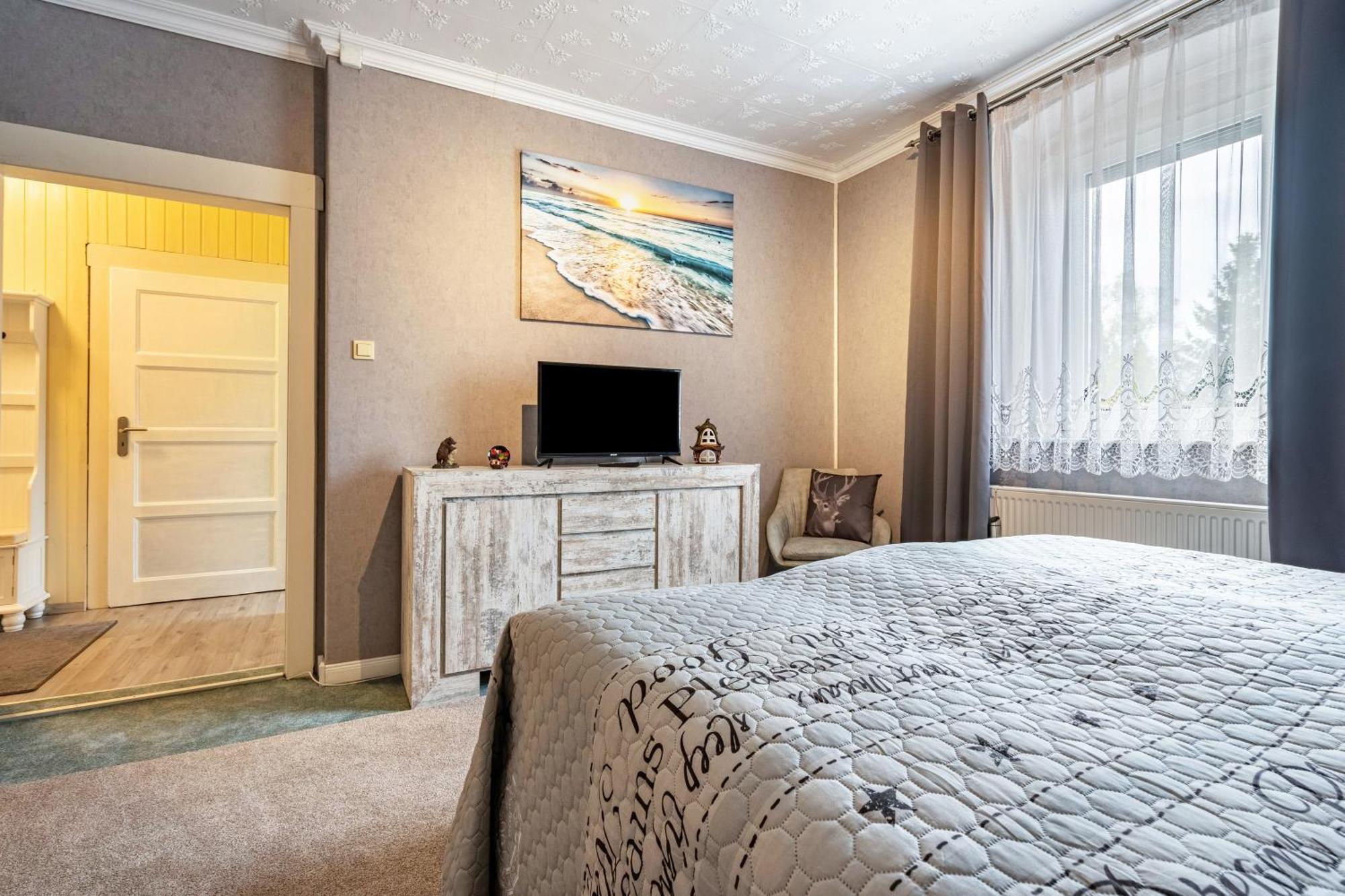 Urlaub Mit Hund Apartment Neupetershain Exterior foto